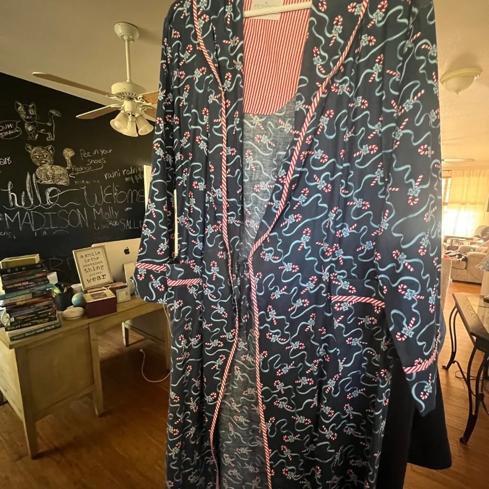 Christmas Robe - Picture 2 of 3
